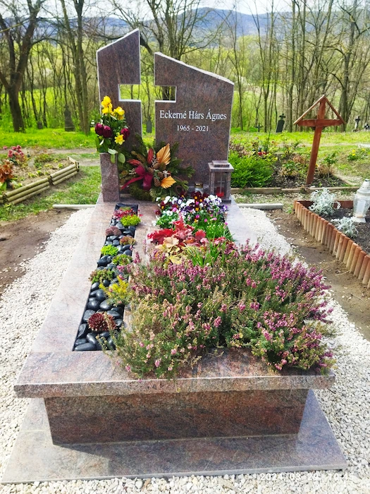 Modern sírkő megjelenés